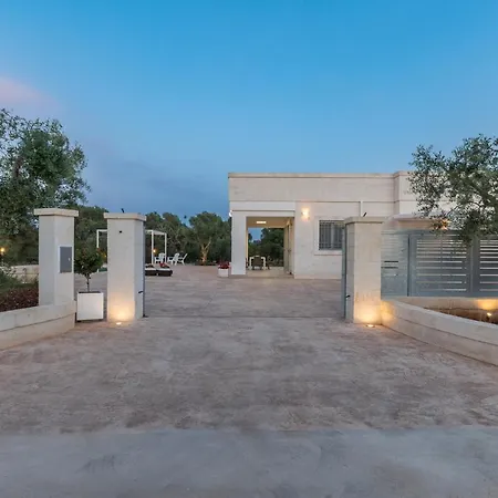 Montallegro 度假居 奥斯图尼