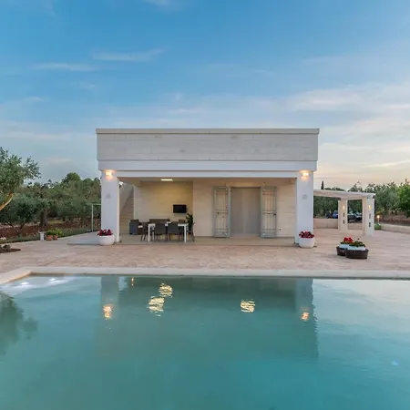 Holiday home Montallegro